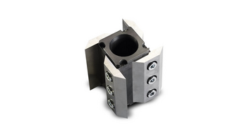 Rotor with straight cutting edges and fixed knives made of hardened stainless steel Rotor with straight cutting edges and fixed knives made of hardened stainless steel